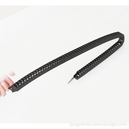 Micro plastic wire chain